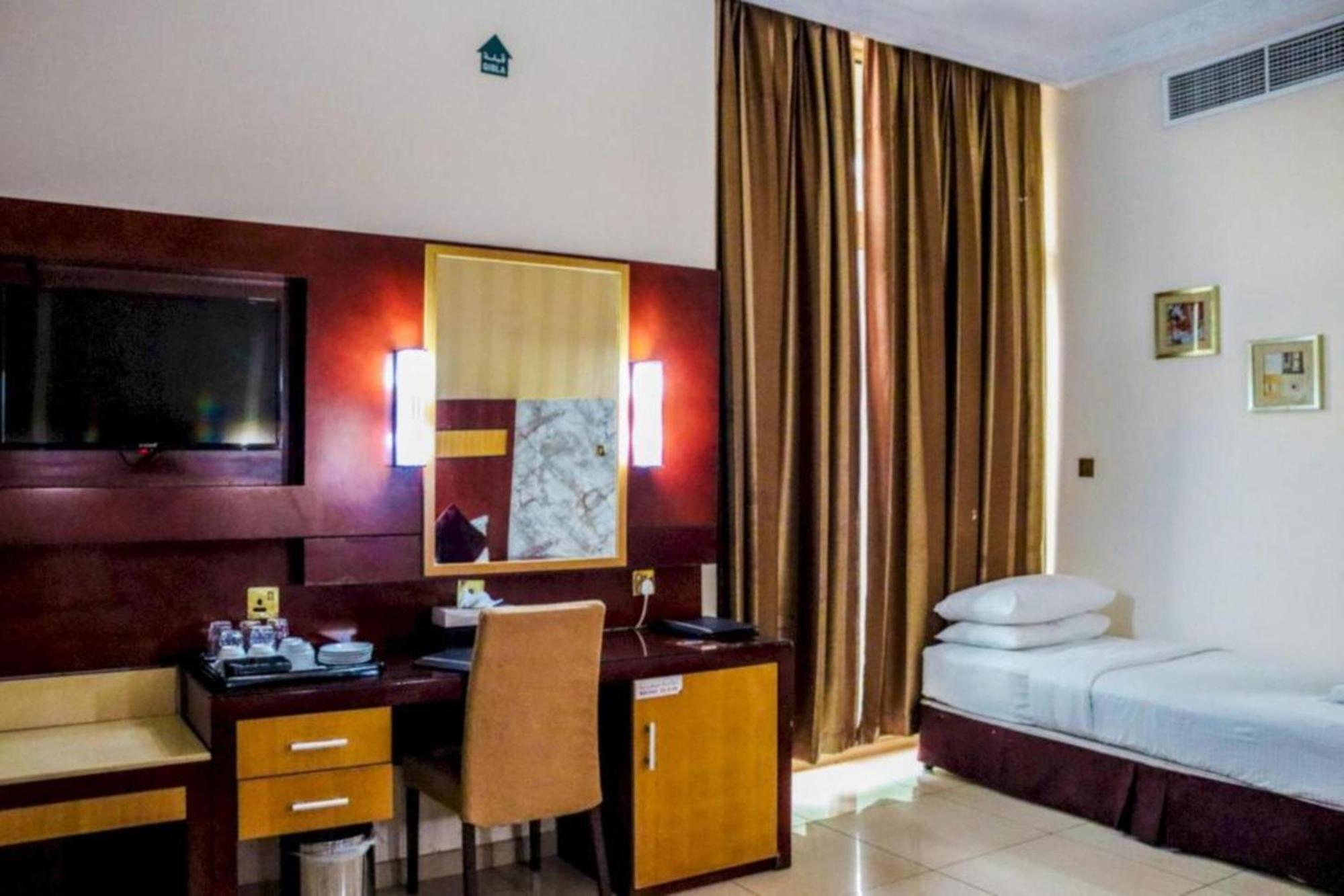 Palette Phoenix Hotel Dubai Exterior foto